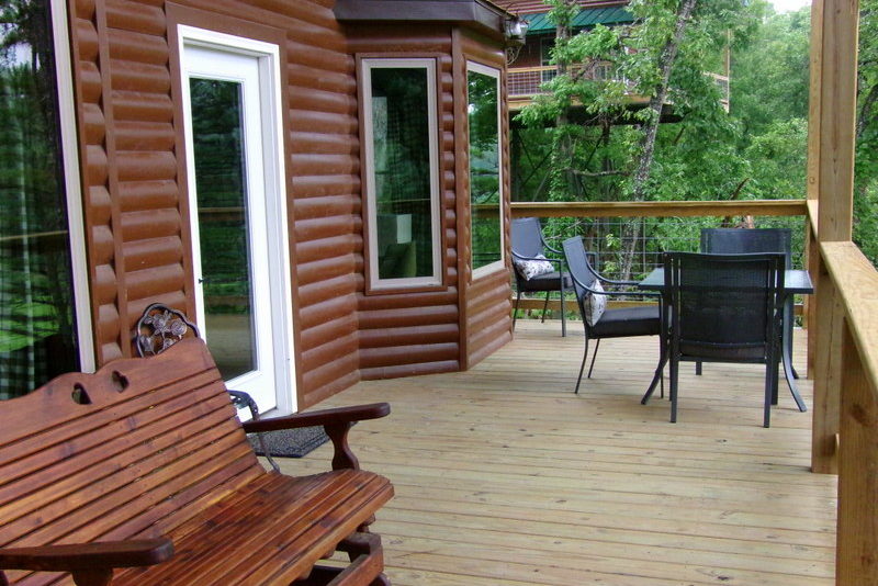 Missouri Treehouse Family Vacation Cabin