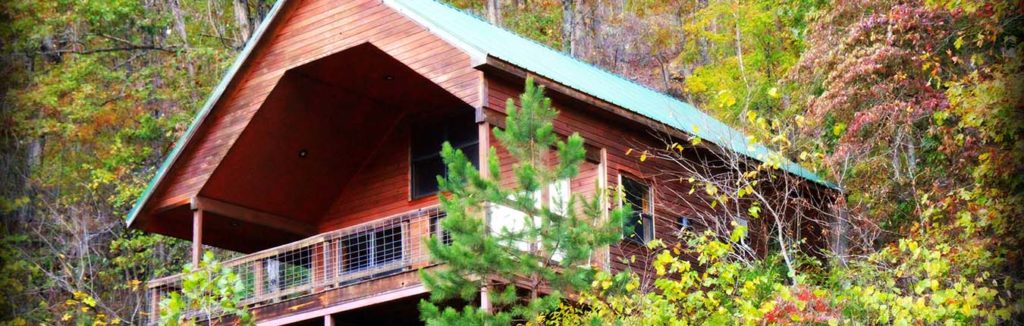 Missouri Cedar Chest Treehouse Cabin