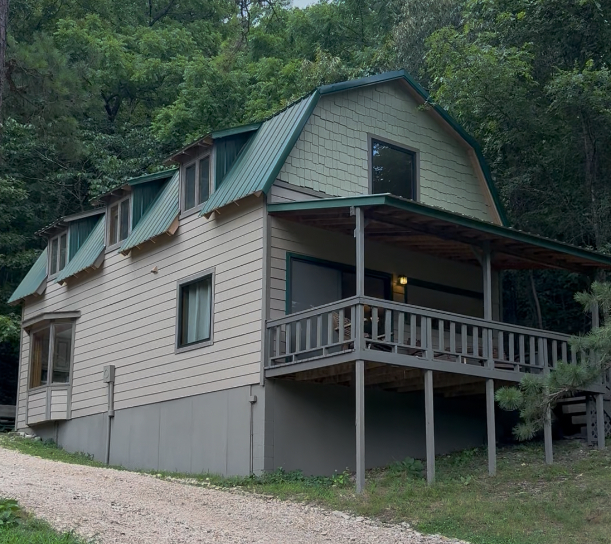 Missouri Chalet Lodge Vacation in the Ozarks
